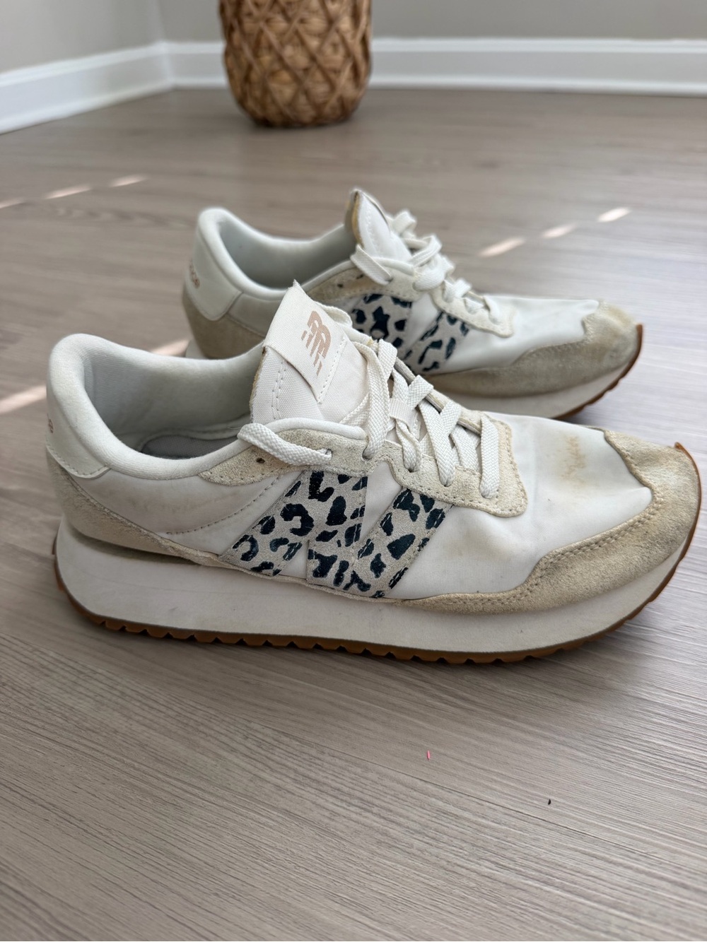 New Balance Women’s Cream and White Sneakers with Leopard Accent - Picture 8 of 8